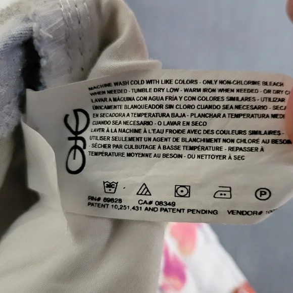 Gloria Vanderbilt Amanda Floral Shorts Womens 14 White Pink Orange Blue - Picture 10 of 13